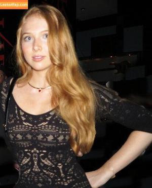 Molly Quinn photo #0208