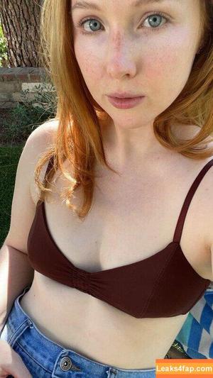 Molly Quinn photo #0219