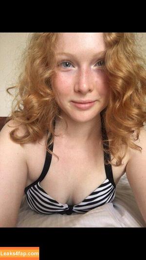 Molly Quinn photo #0225