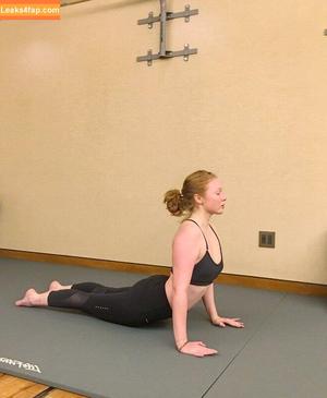 Molly Quinn photo #0226