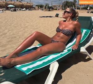 Molly Rainford photo #0258