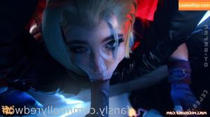 Molly Red Wolf photo #0163