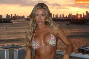 Molly Smith photo #0146