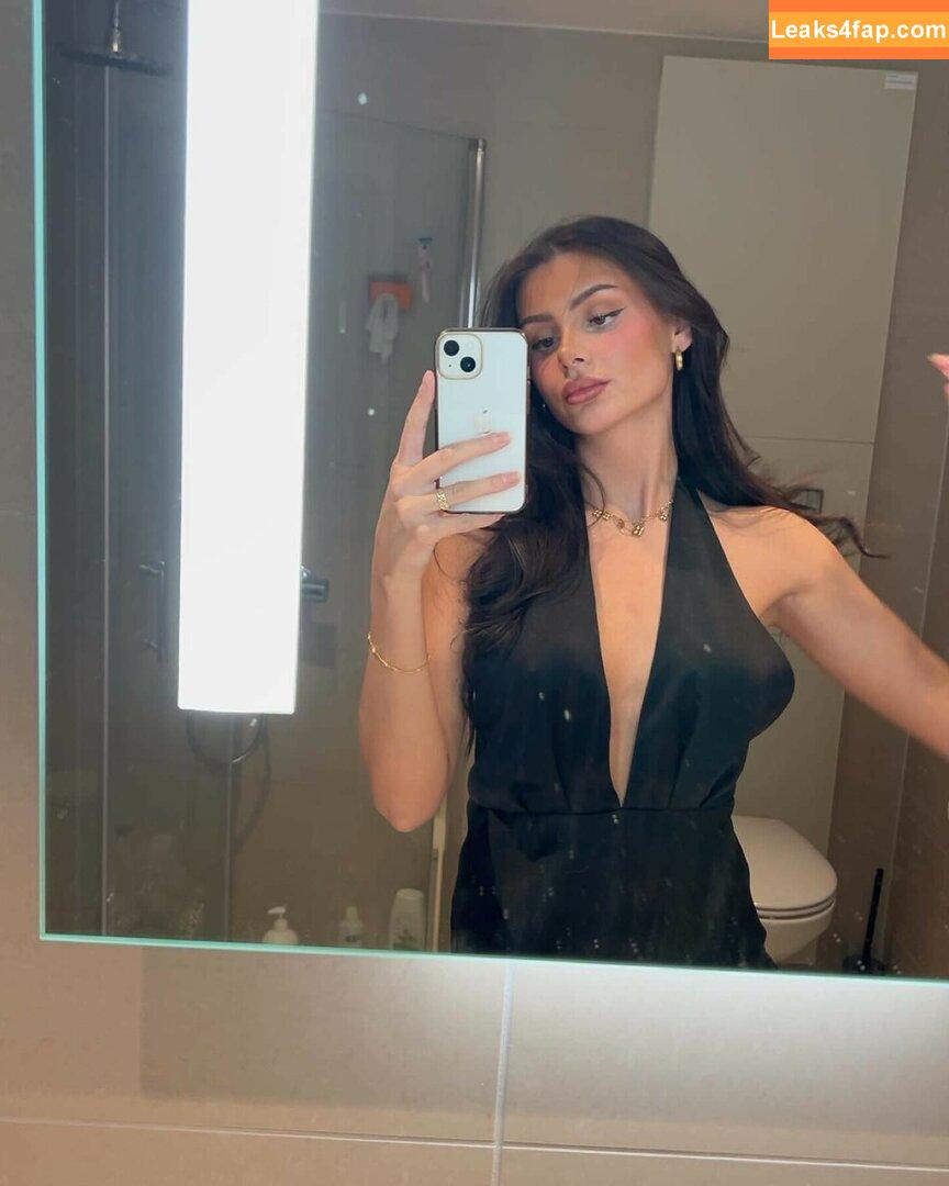 Mollyexclusive / itsmollyoffical / itsmollyofficial leaked photo photo #0014