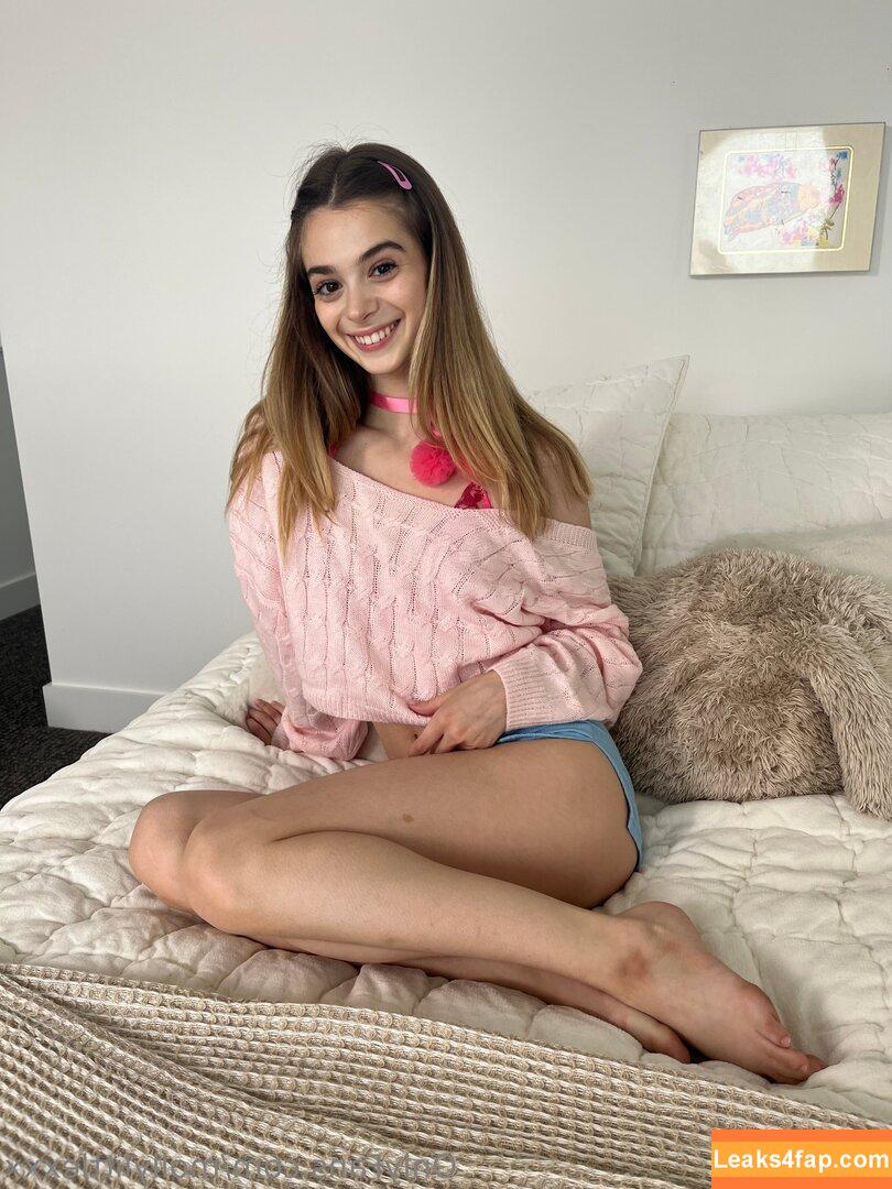 mollylittlexxx / maybemollyyy leaked photo photo #0008