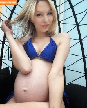 mollyminx22 photo #0016