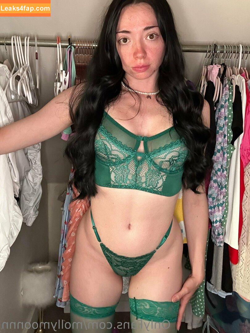 Mollymoonnn / mollymooonnn leaked photo photo #0042