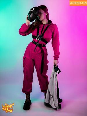 MollyRedWolf photo #0467