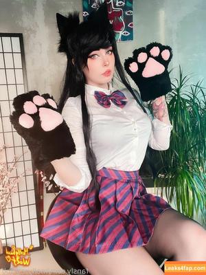 MollyRedWolf photo #0536