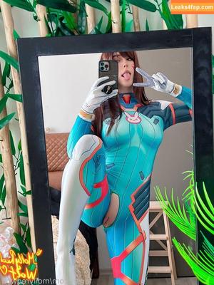 MollyRedWolf photo #0661