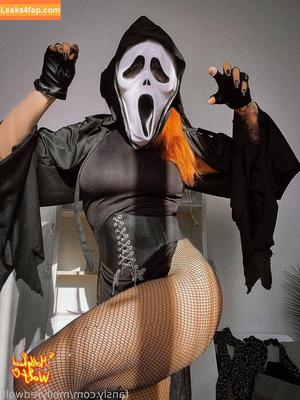 MollyRedWolf photo #0708