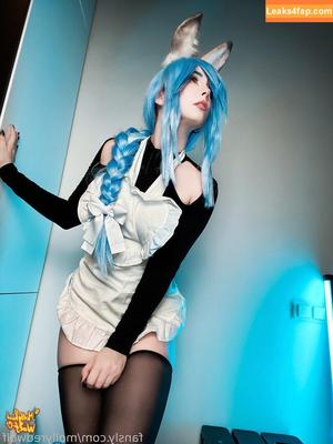 MollyRedWolf photo #1231