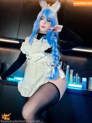 MollyRedWolf photo #1241