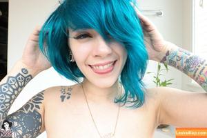 MollyRedWolf photo #1288