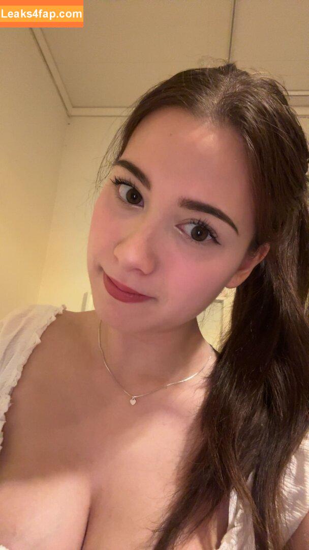 Mollyswes / molzzan leaked photo photo #0028