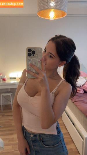 Mollyswes photo #0013