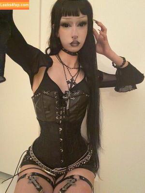 Moly Sika photo #0009