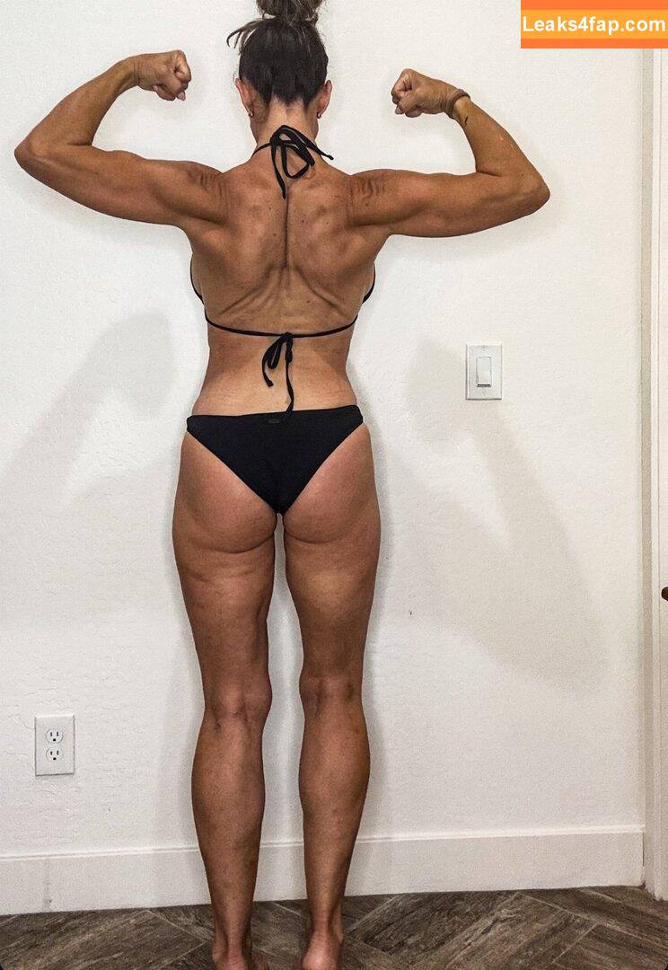 mombod81 / hotmombod81 leaked photo photo #0009