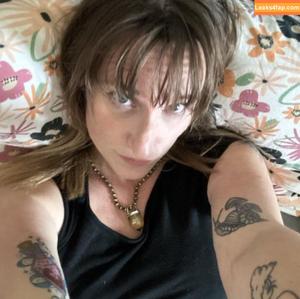 Momf Duty photo #0014