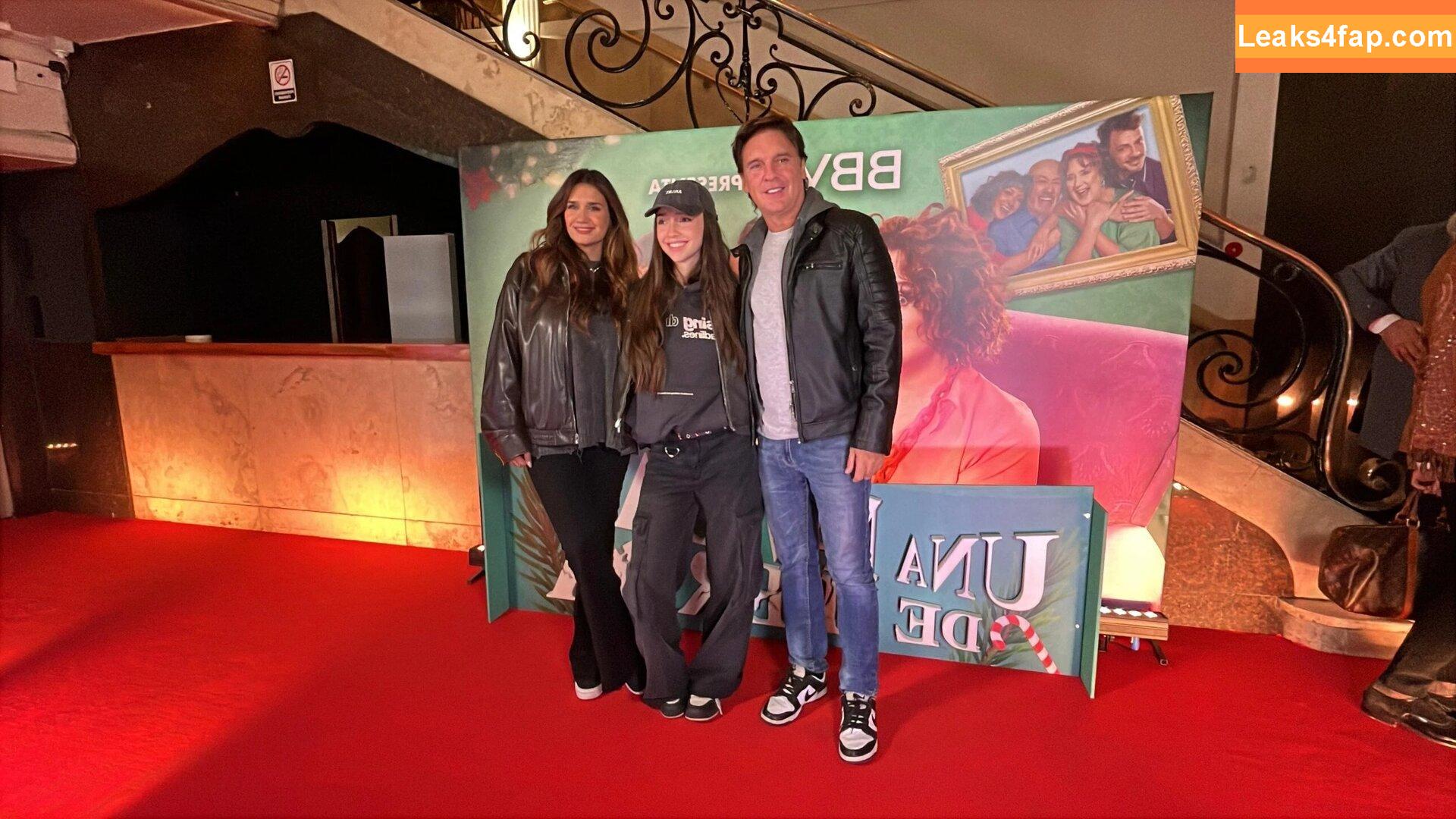 Momi Giardina /  leaked photo photo #0009