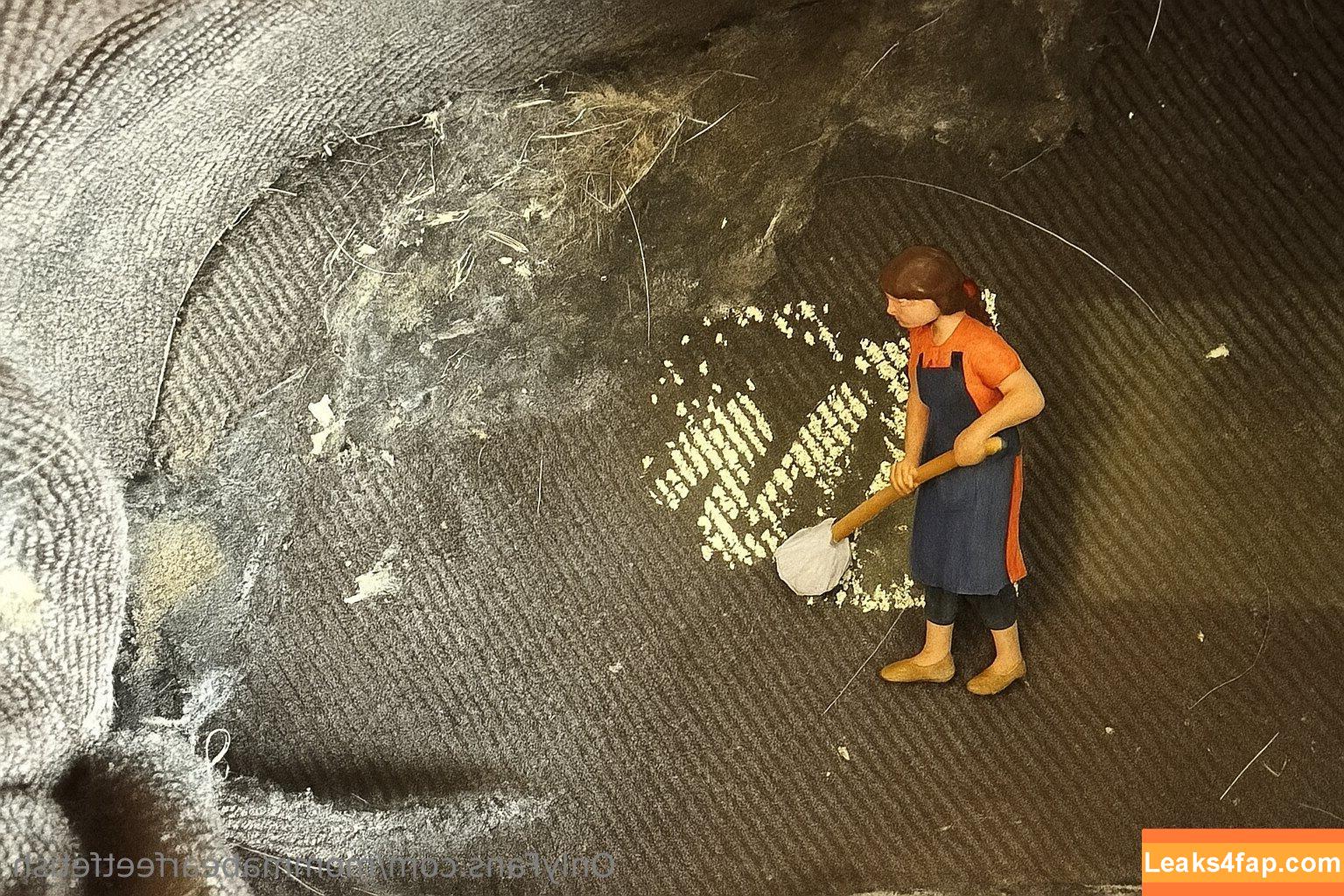 mommabearfeetfetish /  leaked photo photo #0010