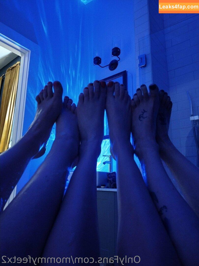 mommyfeetx2 / momdeenx leaked photo photo #0017