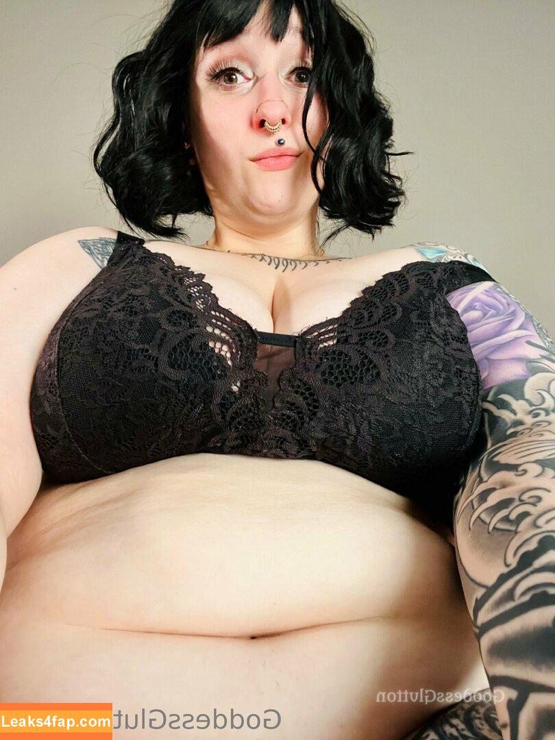 mommyglutton / mommy_meghan_ leaked photo photo #0005