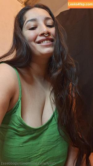 mommygoddess1 photo #0027