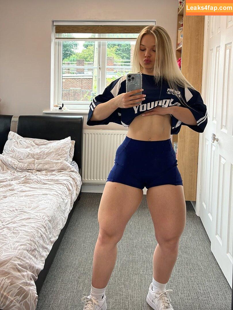 MommyMewtwo / Avalynn Rose / _mommymewtwo / avalynnrose / avarose.fit leaked photo photo #0153