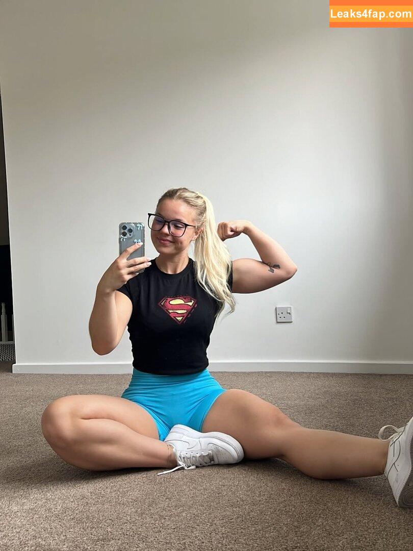 MommyMewtwo / Avalynn Rose / _mommymewtwo / avalynnrose / avarose.fit leaked photo photo #0165