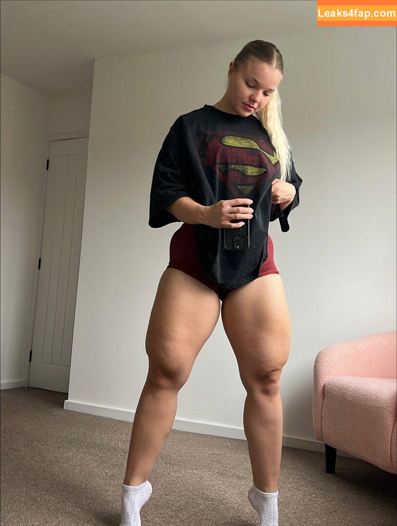 MommyMewtwo / Avalynn Rose / _mommymewtwo / avalynnrose / avarose.fit leaked photo photo #0178