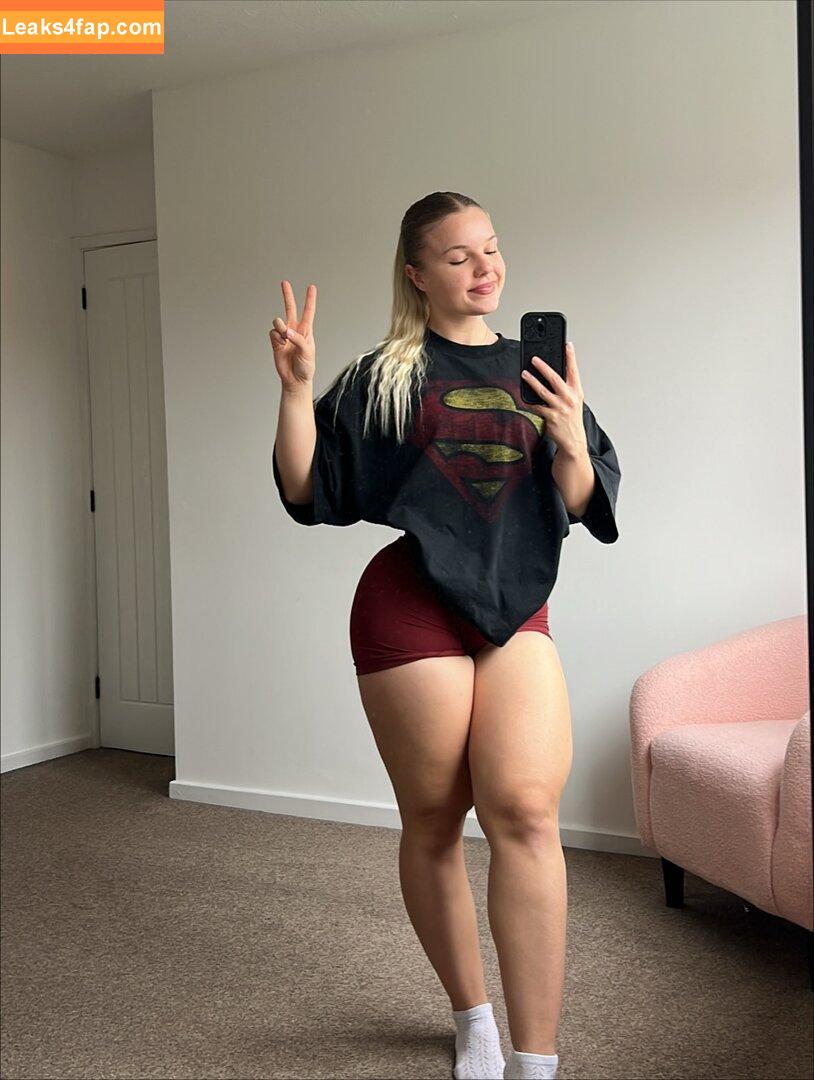 MommyMewtwo / Avalynn Rose / _mommymewtwo / avalynnrose / avarose.fit leaked photo photo #0180