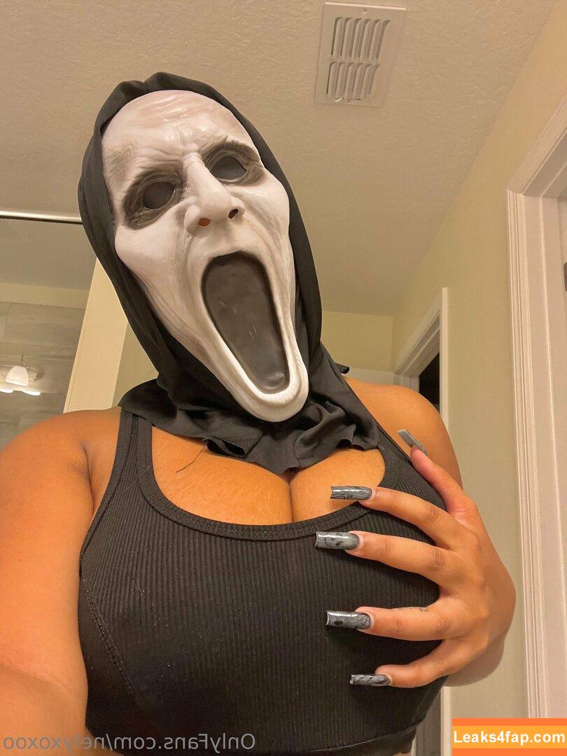 mommynelsxo /  leaked photo photo #0002
