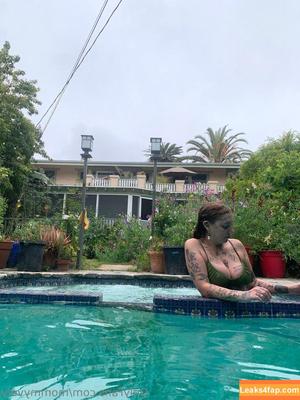 mommyvelv photo #0002