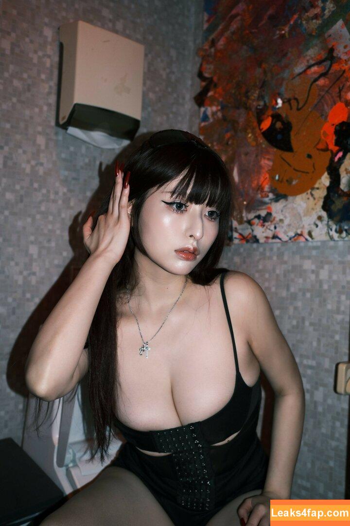 Momoka Akari / toka_akari leaked photo photo #0045