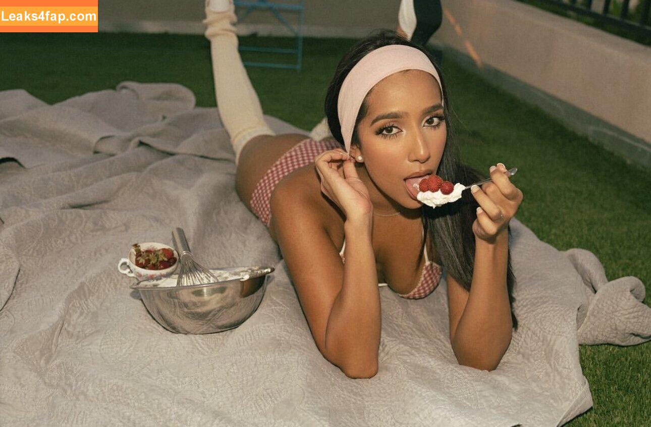 momunniee /  слитое фото фото #0058