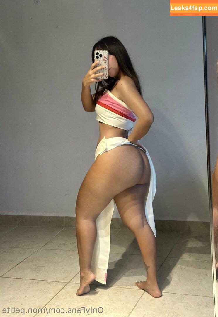 mon.petite / mon.delao leaked photo photo #0125