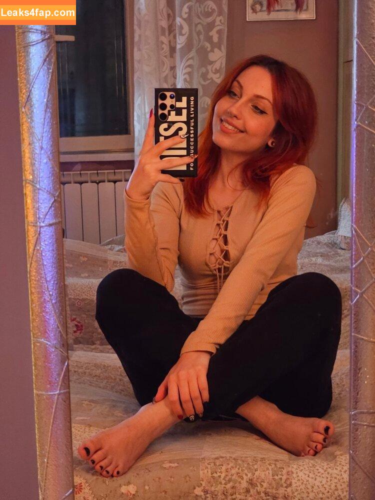 Mona Schon / Italian Streamer / monaschon leaked photo photo #0123