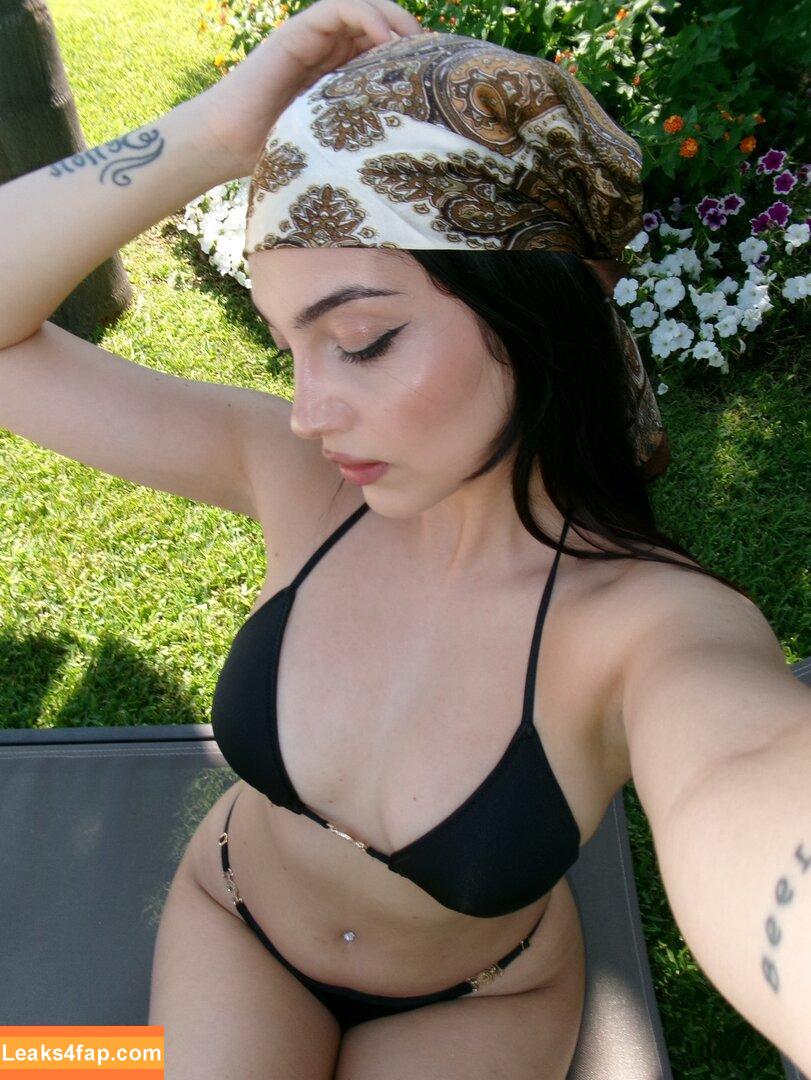 Mona Schon / Italian Streamer / monaschon leaked photo photo #0264