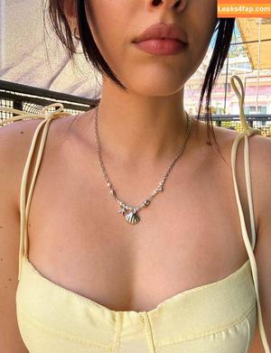 Mona Schon photo #0260