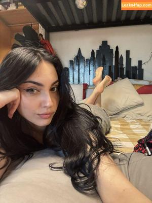 Mona Schon photo #0269