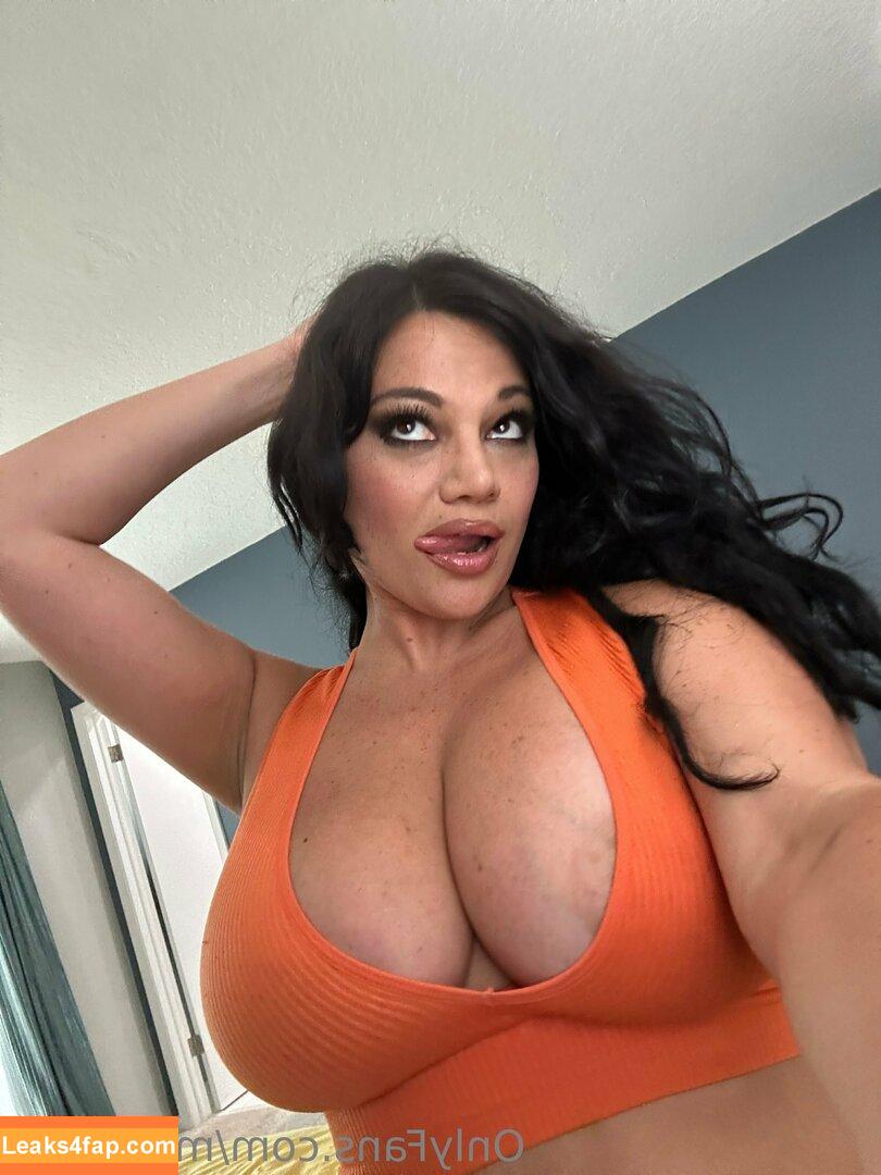 monaazar /  / Mona Azar / https: / mona_azar_ leaked photo photo #0116