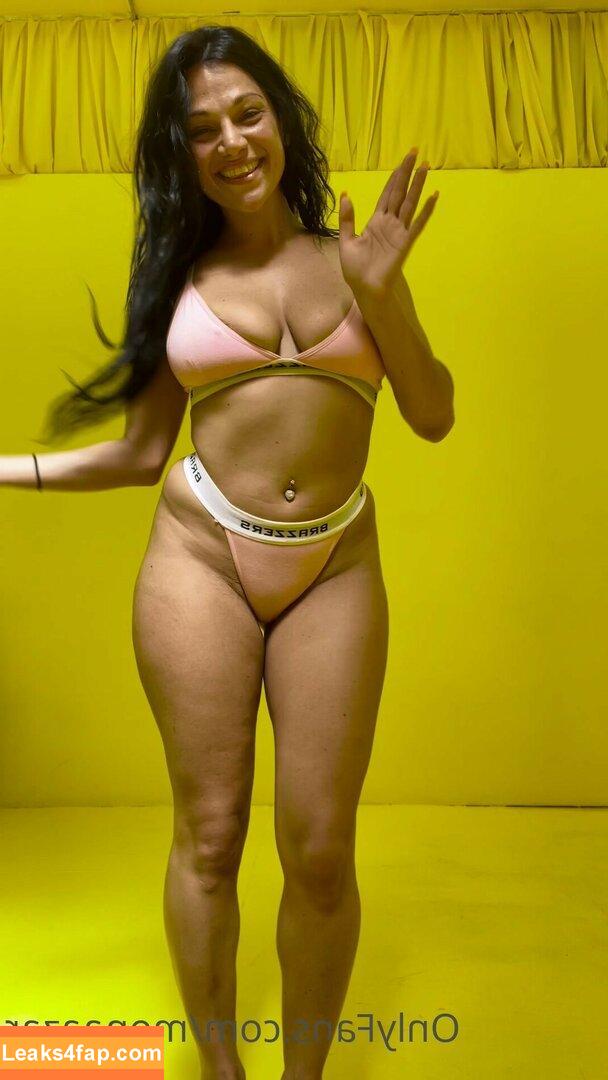 monaazar /  / Mona Azar / https: / mona_azar_ leaked photo photo #0137