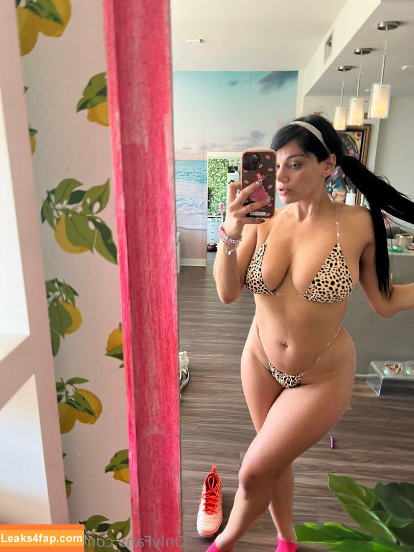 monaazar /  / Mona Azar / https: / mona_azar_ leaked photo photo #0257