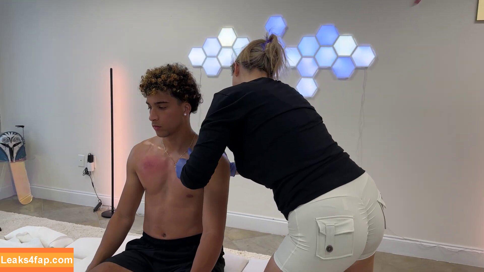 Mondragon Chiropractic / Brenda Mondragon / chiro_dragon leaked photo photo #0061