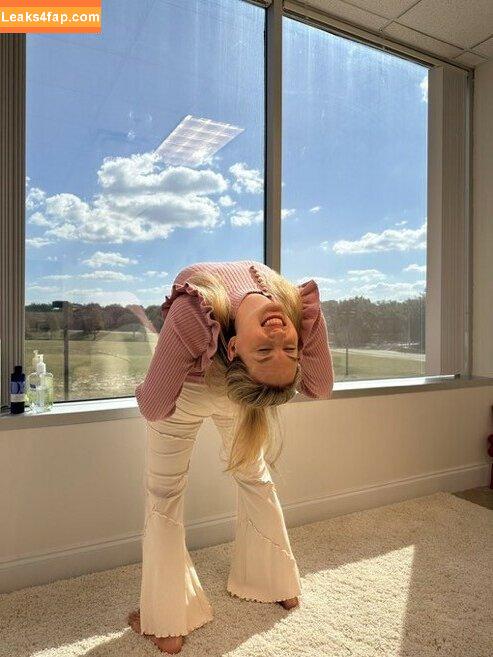 Mondragon Chiropractic / Brenda Mondragon / chiro_dragon leaked photo photo #0085