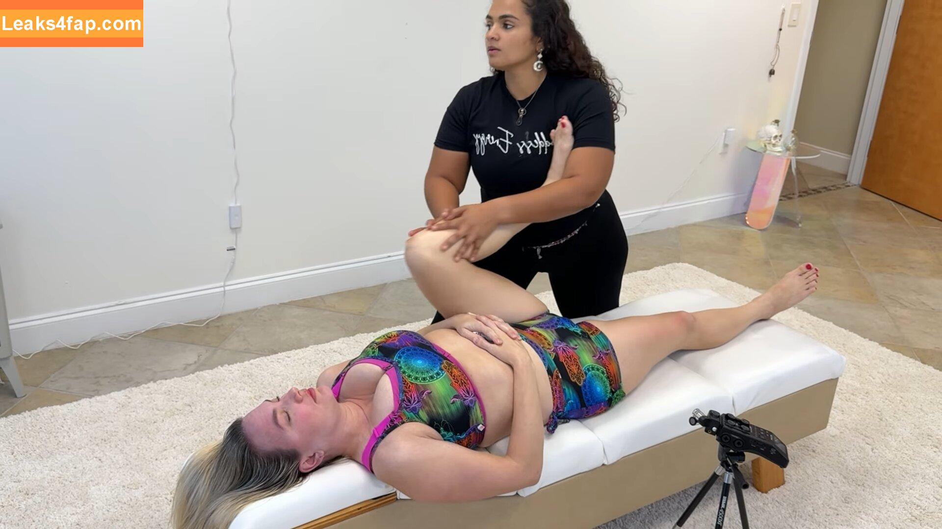 Mondragon Chiropractic / Brenda Mondragon / chiro_dragon leaked photo photo #0140