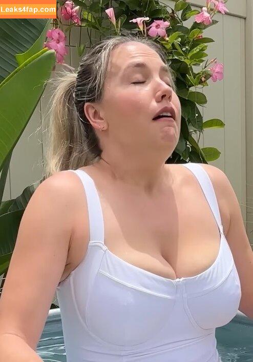 Mondragon Chiropractic / Brenda Mondragon / chiro_dragon leaked photo photo #0265