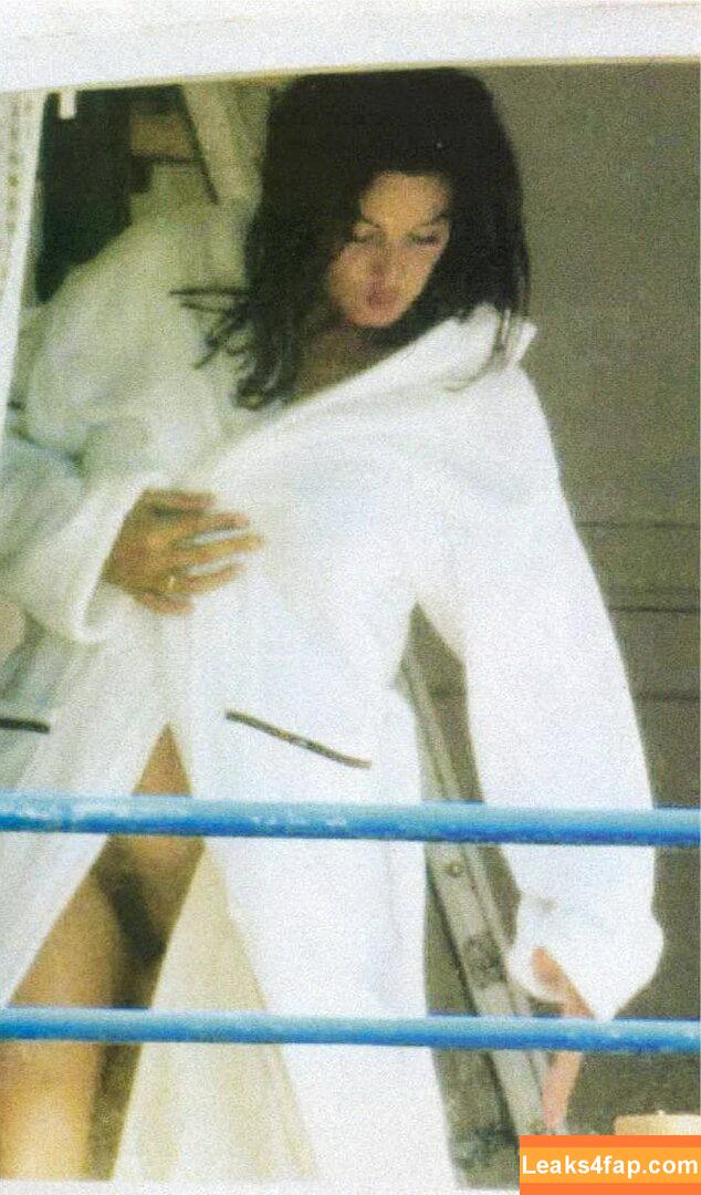 Monica Bellucci / aMonicaBellucci / bellucciginebra / monicabellucciofficiel leaked photo photo #0015