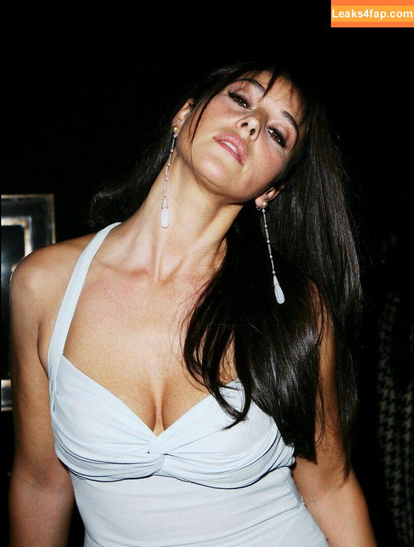 Monica Bellucci / aMonicaBellucci / bellucciginebra / monicabellucciofficiel leaked photo photo #0067